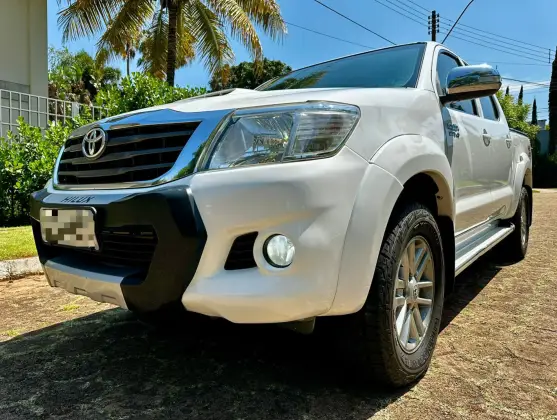 TOYOTA HILUX 3.0 SRV 4X4 CD 16V TURBO INTERCOOLER DIESEL 4P AUTOMÁTICO