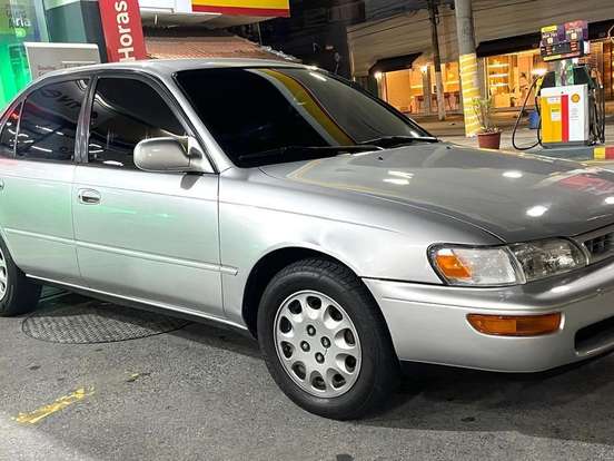 TOYOTA-COROLLA-1.8 LE 16V GASOLINA 4P AUTOMÁTICO TOYOTA-COROLLA-1993