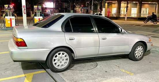 TOYOTA-COROLLA-1993