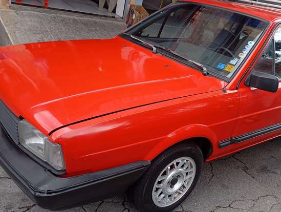 VOLKSWAGEN-QUANTUM-1990