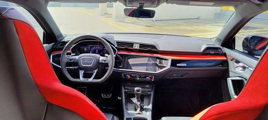 AUDI-RS Q3-2021
