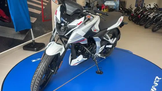 BAJAJ PULSAR N150 
