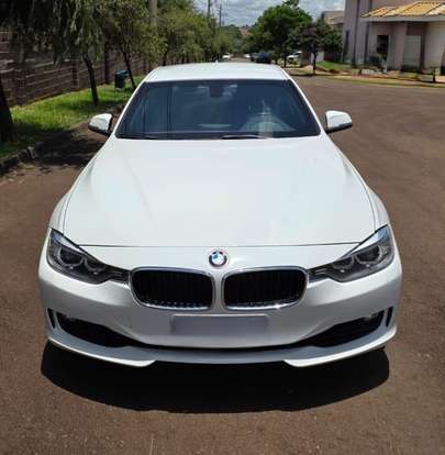 BMW-320i-2014