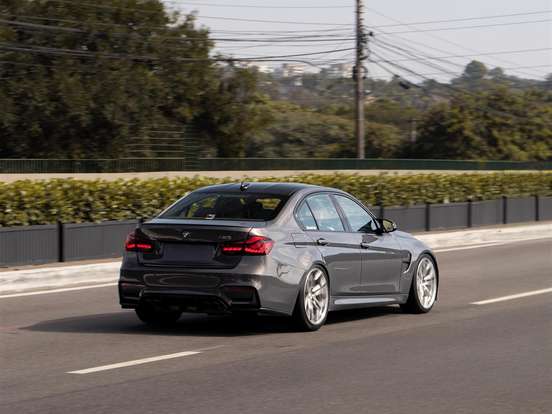 BMW-M3-3.0 I6 GASOLINA SEDAN AUTOMÁTICO BMW-M3-2015