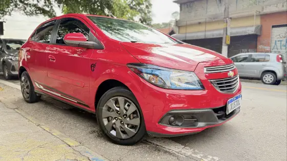 CHEVROLET ONIX 1.4 MPFI LT 8V FLEX 4P MANUAL CHEVROLET ONIX 1.4 MPFI LT 8V FLEX 4P MANUAL