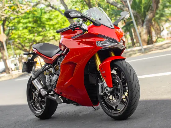 DUCATI SUPERSPORT S 
