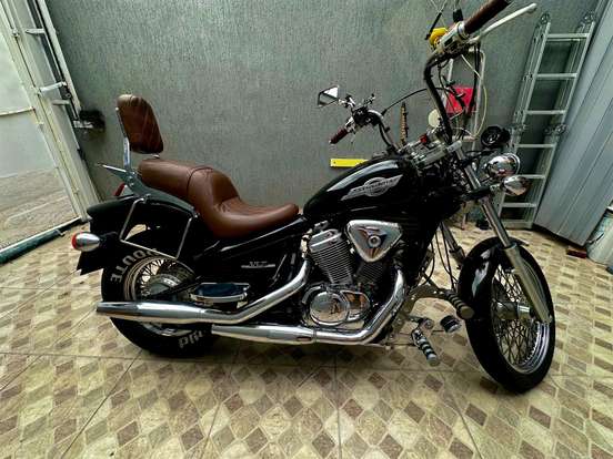 HONDA-SHADOW 600C VT HONDA-SHADOW 600C VT-2002