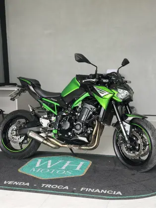 KAWASAKI Z900 