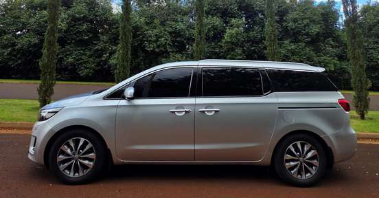 KIA-CARNIVAL-2016