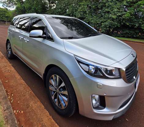 KIA-CARNIVAL-2016