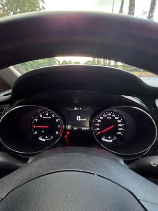 KIA-CARNIVAL-2016