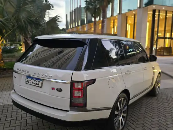 LAND ROVER-RANGE ROVER VOGUE-4.4 AUTOBIOGRAPHY SDV8 4X4 TURBO DIESEL 4P AUTOMÁTICO LAND ROVER-RANGE ROVER VOGUE-2013
