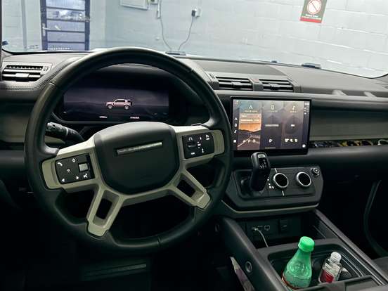 LAND ROVER-DEFENDER-2023