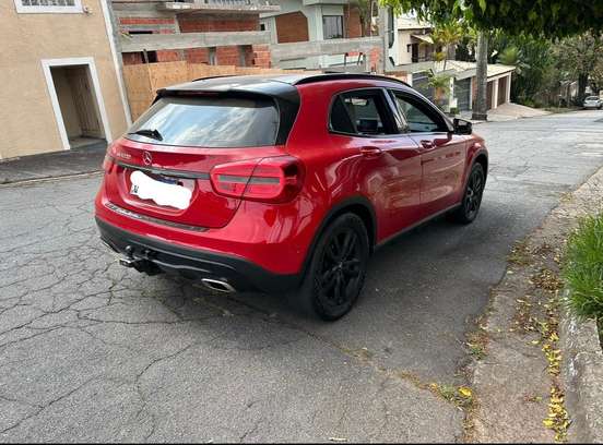 MERCEDES-BENZ-GLA 200-2015