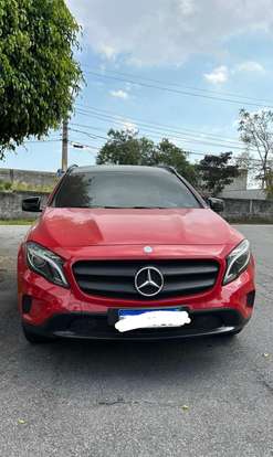 MERCEDES-BENZ-GLA 200-2015