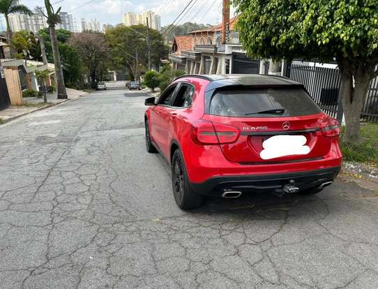 MERCEDES-BENZ-GLA 200-2015