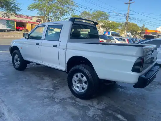 MITSUBISHI-L200-2007