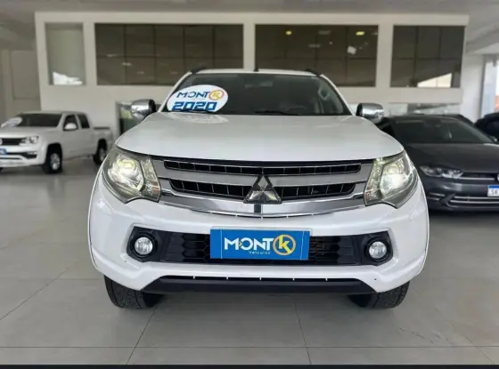 MITSUBISHI L200 TRITON 2.4 16V TURBO DIESEL SPORT HPE CD 4P 4X4 AUTOMÁTICO