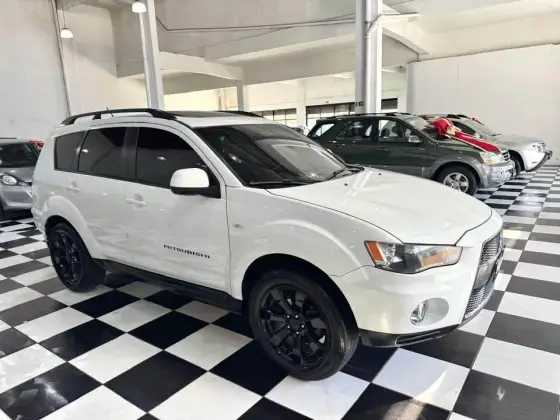 MITSUBISHI OUTLANDER 2.0 16V GASOLINA 4P AUTOMÁTICO