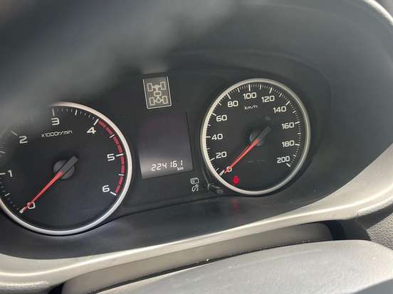 MITSUBISHI-L200 TRITON-2.4 16V TURBO DIESEL SPORT HPE TOP CD 4P 4X4 AUTOMÁTICO MITSUBISHI-L200 TRITON-2016