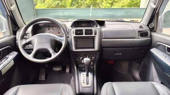 MITSUBISHI-PAJERO TR4-2008