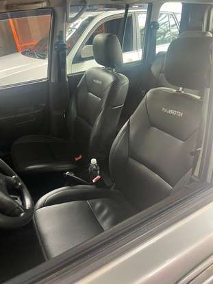 MITSUBISHI-PAJERO TR4-2008