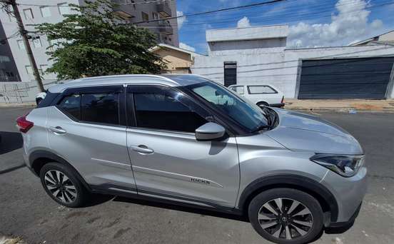 NISSAN-KICKS-2017