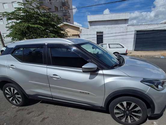 NISSAN-KICKS-1.6 16V FLEXSTART SV 4P XTRONIC NISSAN-KICKS-2017