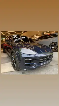 PORSCHE-CAYENNE-2025
