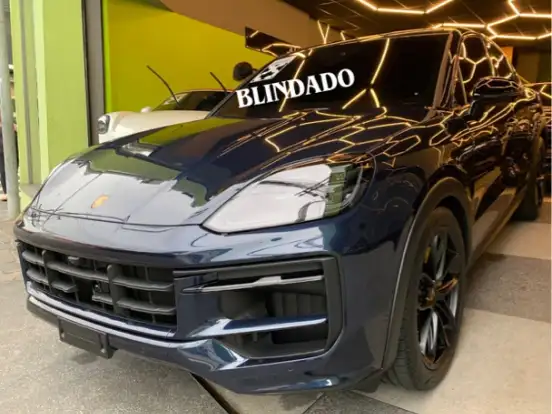 PORSCHE-CAYENNE-4.0 V8 GASOLINA GTS COUPÉ AWD TIPTRONIC S PORSCHE-CAYENNE-2025