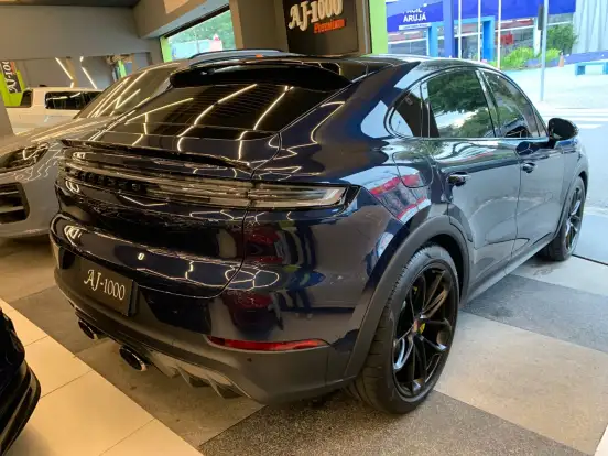 PORSCHE-CAYENNE-2025