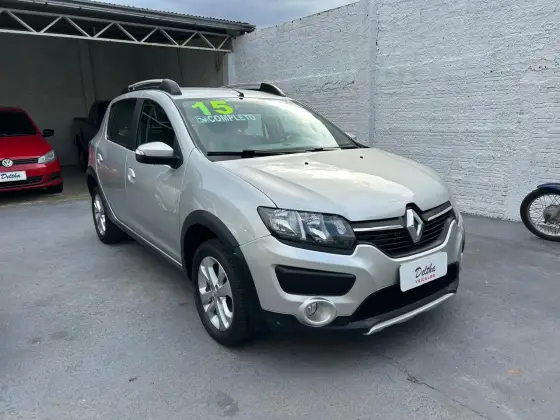 RENAULT SANDERO 1.6 STEPWAY 8V FLEX 4P AUTOMATIZADO