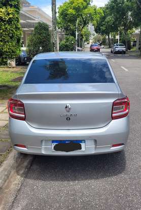 RENAULT-LOGAN-2022