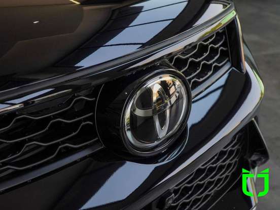 TOYOTA-HILUX SW4-2025