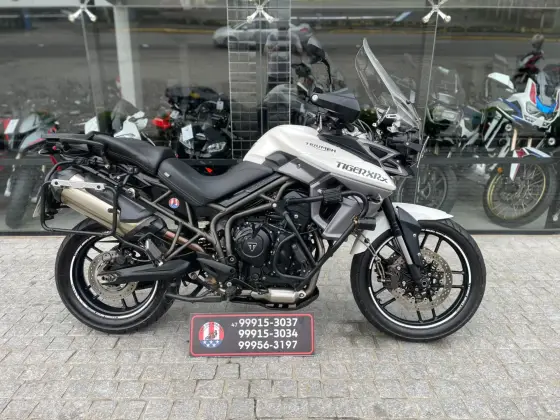 TRIUMPH TIGER 800 XRX 