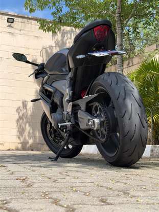 TRIUMPH-DAYTONA 660-2025
