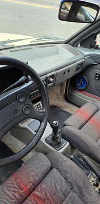 VOLKSWAGEN-GOL-1993