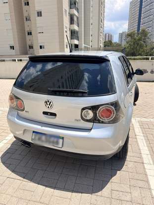 VOLKSWAGEN-GOLF-2011