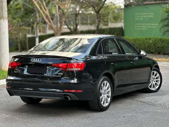 AUDI-A4-2.0 TFSI ATTRACTION GASOLINA 4P S TRONIC AUDI-A4-2018