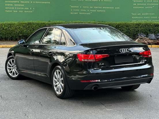 AUDI-A4-2.0 TFSI ATTRACTION GASOLINA 4P S TRONIC AUDI-A4-2018