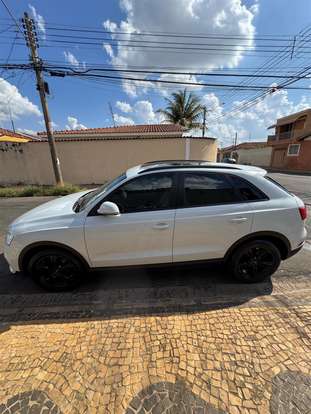 AUDI-Q3-2016