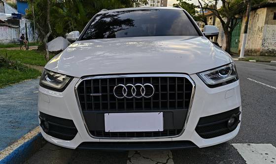 AUDI Q3 2.0 TFSI AMBIENTE QUATTRO 4P GASOLINA S TRONIC