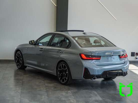 BMW-320i-2025