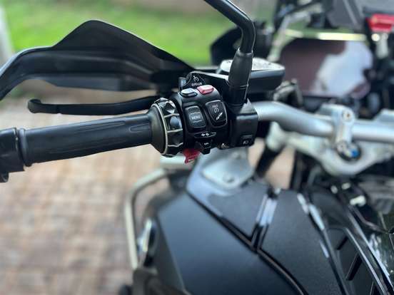 BMW-R 1200 GS ADVENTURE TRIPLE BLACK BMW-R 1200 GS ADVENTURE TRIPLE BLACK-2018