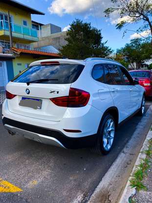 BMW-X1-2.0 16V TURBO ACTIVEFLEX SDRIVE20I X-LINE 4P AUTOMÁTICO BMW-X1-2015