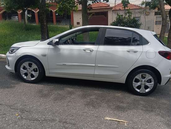 CHEVROLET-ONIX-2020