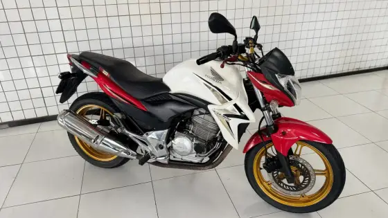 HONDA CB 300R 