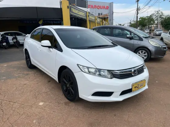 HONDA CIVIC 1.8 LXS 16V FLEX 4P MANUAL