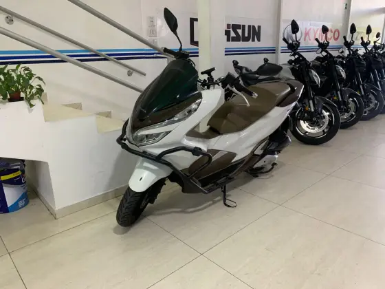 HONDA PCX DLX 