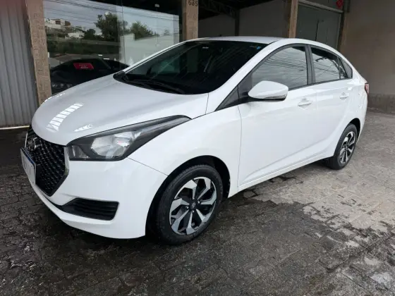 HYUNDAI HB20S 1.6 COMFORT STYLE 16V FLEX 4P AUTOMÁTICO HYUNDAI HB20S 1.6 COMFORT STYLE 16V FLEX 4P AUTOMÁTICO